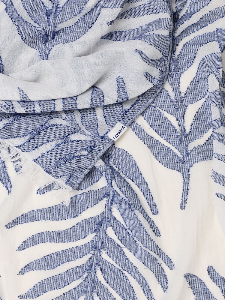 FatFace Ivory Leaf Jacquard Scarf - Image 2 of 2