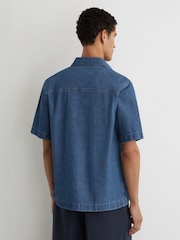 Reiss Mendel Monogram-Embossed Relaxed Denim Shirt - تصویر 7 از 8