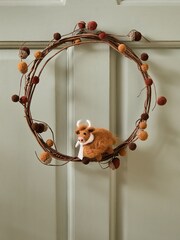 Felt Hamish the Highland Cow Autum Faux Wreath - Imagen 1 de 4