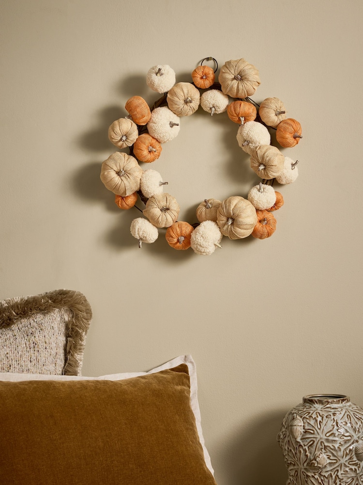 Corona otoñal con diseño de calabazas - Imagen 2 de 4