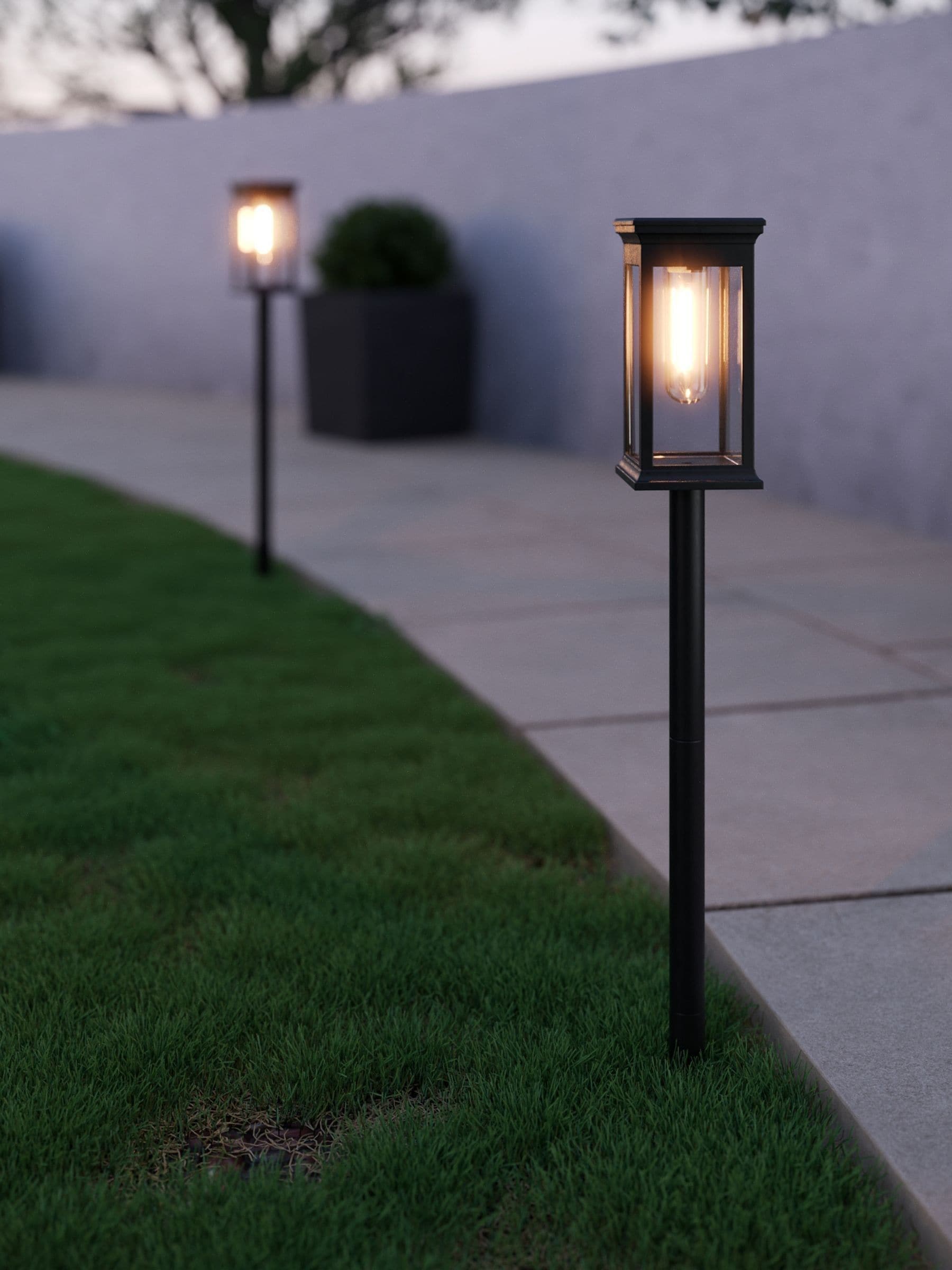 The Solar Centre Unisex Warm White 2 Pack Lakeside Solar Mini Post Lights - Image 2