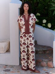 Daily by Desmond and Dempsey Pink/Cream Palm Viscose Pyjamas Set - Image 1 of 5