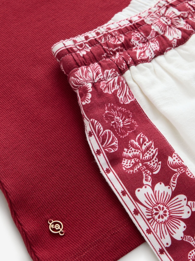 Daily by Desmond and Dempsey Red/Cream Cotton Short Pyjamas Set - Image 10 of 10