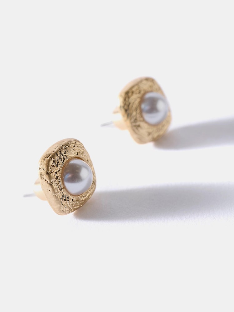 Mint Velvet Gold Tone Pearl Stud Earrings - Image 2 of 4 Mint Velvet Gold Tone Pearl Stud Earrings - Image 2 of 4
