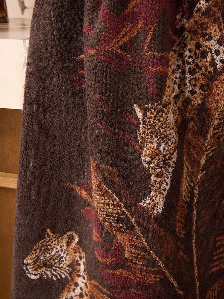 Brown Leopard Towel - Image 2 of 3 Brown Leopard Towel - Image 2 of 3