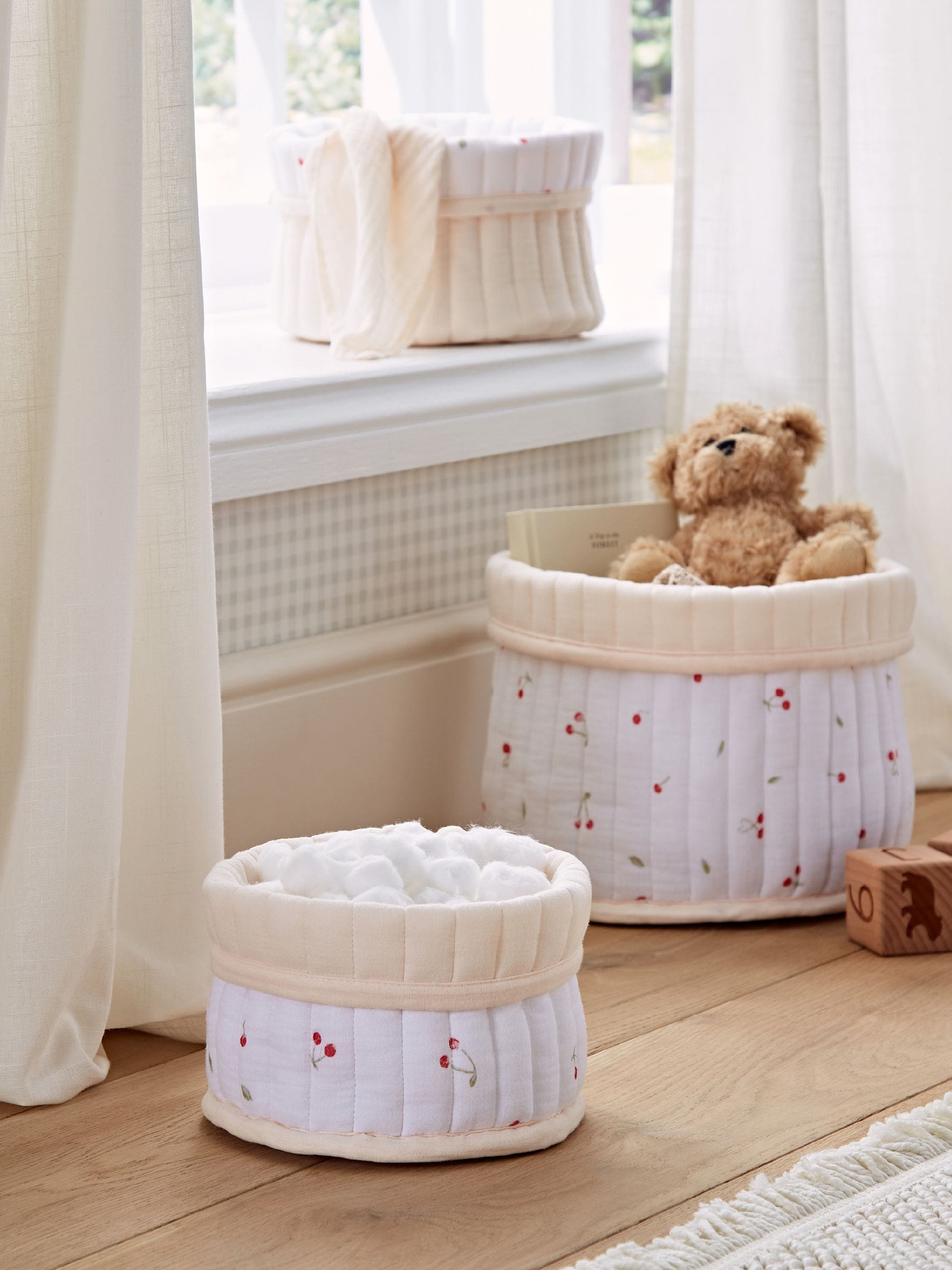 Cuddleco 3Pk Storage Baskets - Ditsy Cherry - Image 4