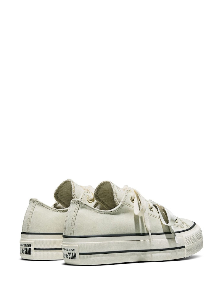 Tênis Converse Chuck Taylor All Star Lift Platform trainers - Imagem 8 de 8 Tênis Converse Chuck Taylor All Star Lift Platform trainers - Imagem 8 de 8