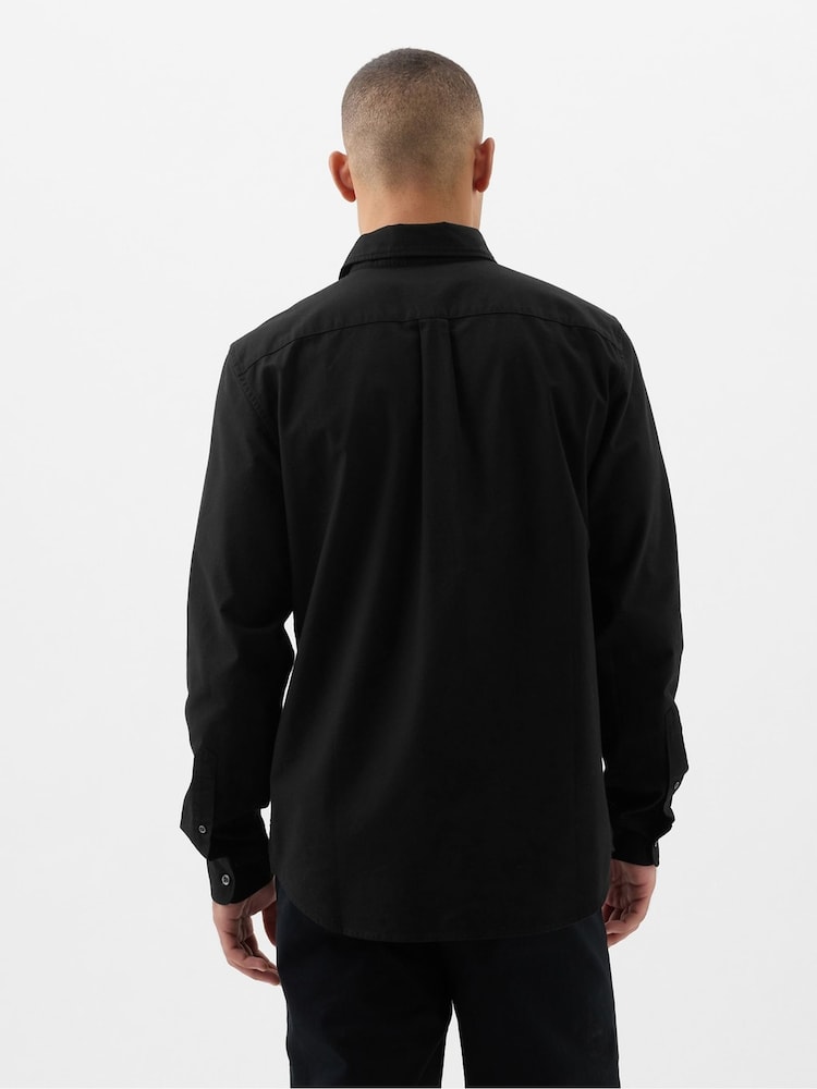 Gap Black Oxford Shirt in Standard Fit - Image 2 of 4 Gap Black Oxford Shirt in Standard Fit - Image 2 of 4
