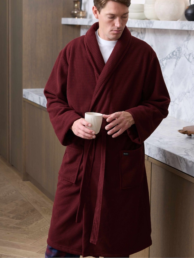 Savile Row Company Red Lightweight Soft Waffle Fleece Dressing Gown - Image 2 of 5 Savile Row Company Red Lightweight Soft Waffle Fleece Dressing Gown - Image 2 of 5