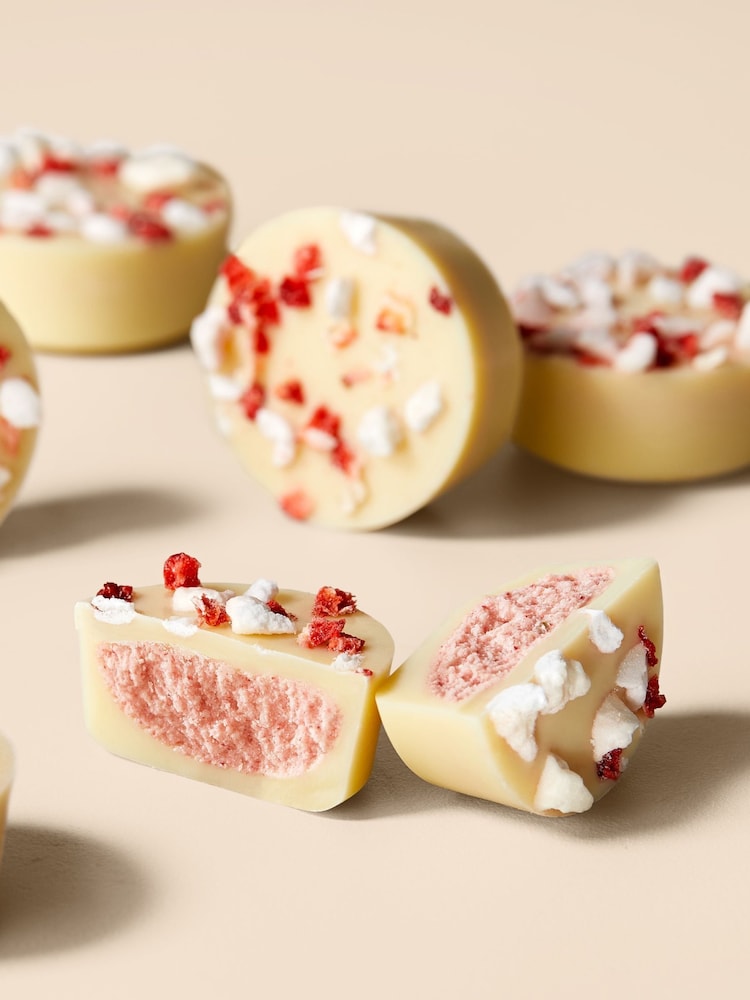 Hotel Chocolat Patisserie H Box - Image 4 of 4