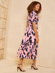 Love & Roses Pink Animal Blur Contrast Collar Short Sleeve Midi Dress - Image 4 of 4