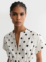 Reiss Sawyer Cotton Polka-Dot Belted Midi Dress with Stretch - Bilde 4 av 7