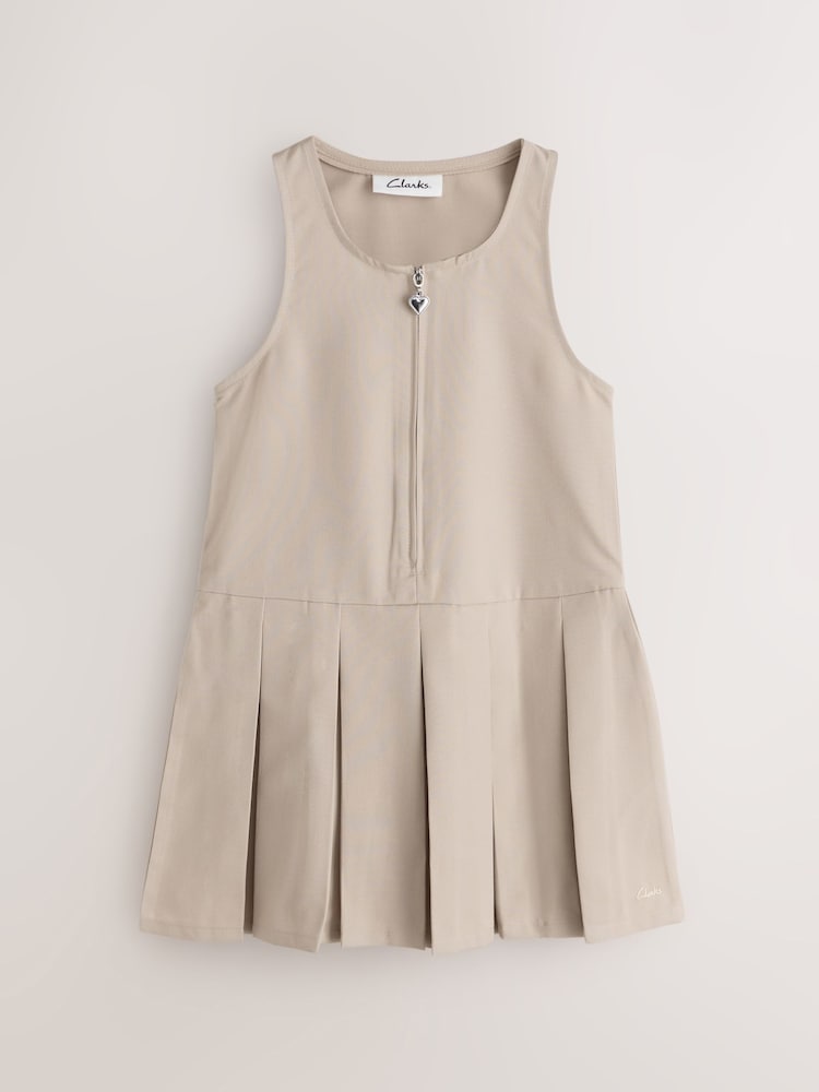 石色 - Clarks 女童拉链前开褶皱校服背带裙 2 套装 - 图片2 / 6 石色 - Clarks 女童拉链前开褶皱校服背带裙 2 套装 - 图片2 / 6
