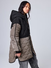 smALLSAINTS Black/Green Longline Quilted Jacket - Image 4 of 16