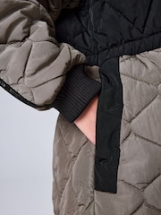 smALLSAINTS Black/Green Longline Quilted Jacket - Image 8 of 16