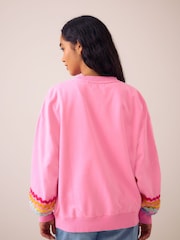 Pink Rainbow Ric Rac - Little Bird Oversized Crew Neck Sweatshirt - Attēls 2 no 5