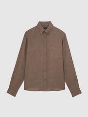 חום אספרסו - Reiss חולצת פשתן מכופתרת בגזרה רגילה, דגם Queens - תמונה 2 מתוך 7