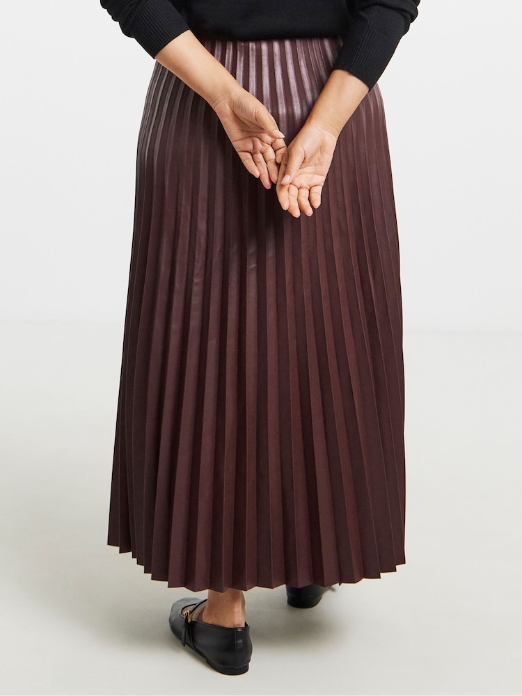 Simply Be Red Pleated PU Midaxi Skirt - Image 2 of 4