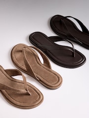 The Set Toe Thong Flat Sandals Tan Brown - Image 8 of 8