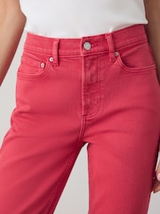 أحمر كرزي - جينز بقصّة ضيّقة وقصيرة - صورة 6 من 9