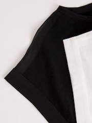 X2 Schwarz und Weiß - Love & Roses Rundhals-T-Shirt - Bild 7 von 7