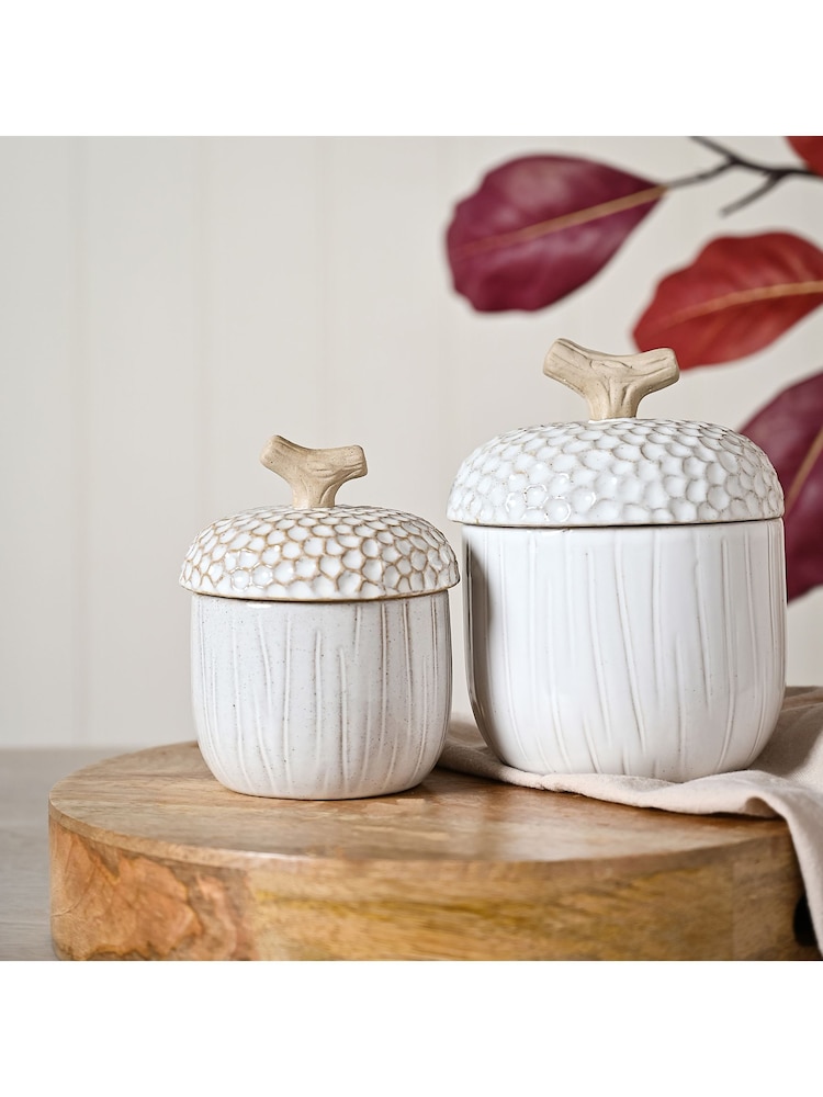 Country Living White Small Acorn Storage Jar - Image 3 of 3 Country Living White Small Acorn Storage Jar - Image 3 of 3