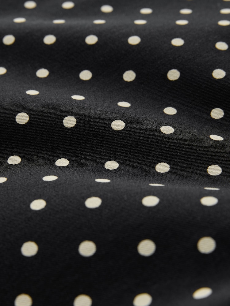 Black/White Spot Stretch Capri Leggings - Image 3 of 3