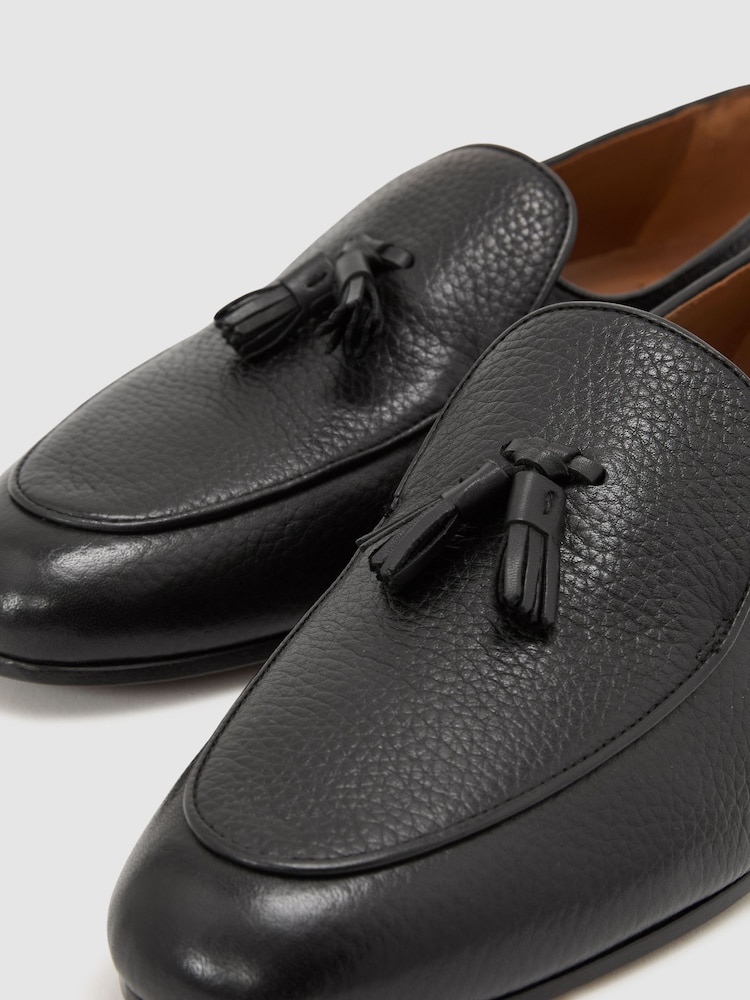 Reiss Black Harry Tumble Tumbled-Leather Tassel-Detail Loafers - Image 6 of 6