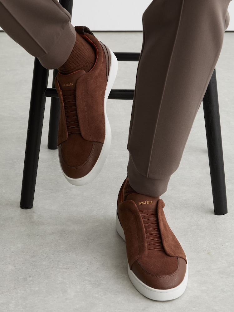 Reiss Chocolate Brown Henry Suede Suede Elasticated-Lace Hybrid Trainers - Image 1 of 6