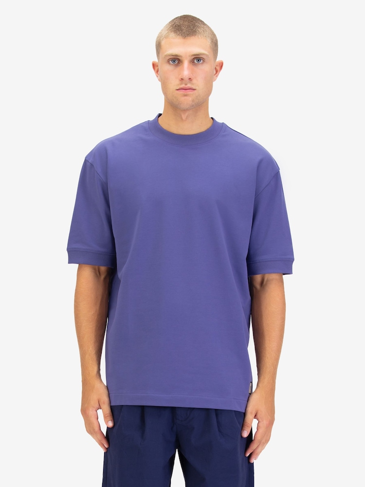 Luke 1977 Kings Crown T-Shirt - Image 1 of 6 Luke 1977 Kings Crown T-Shirt - Image 1 of 6