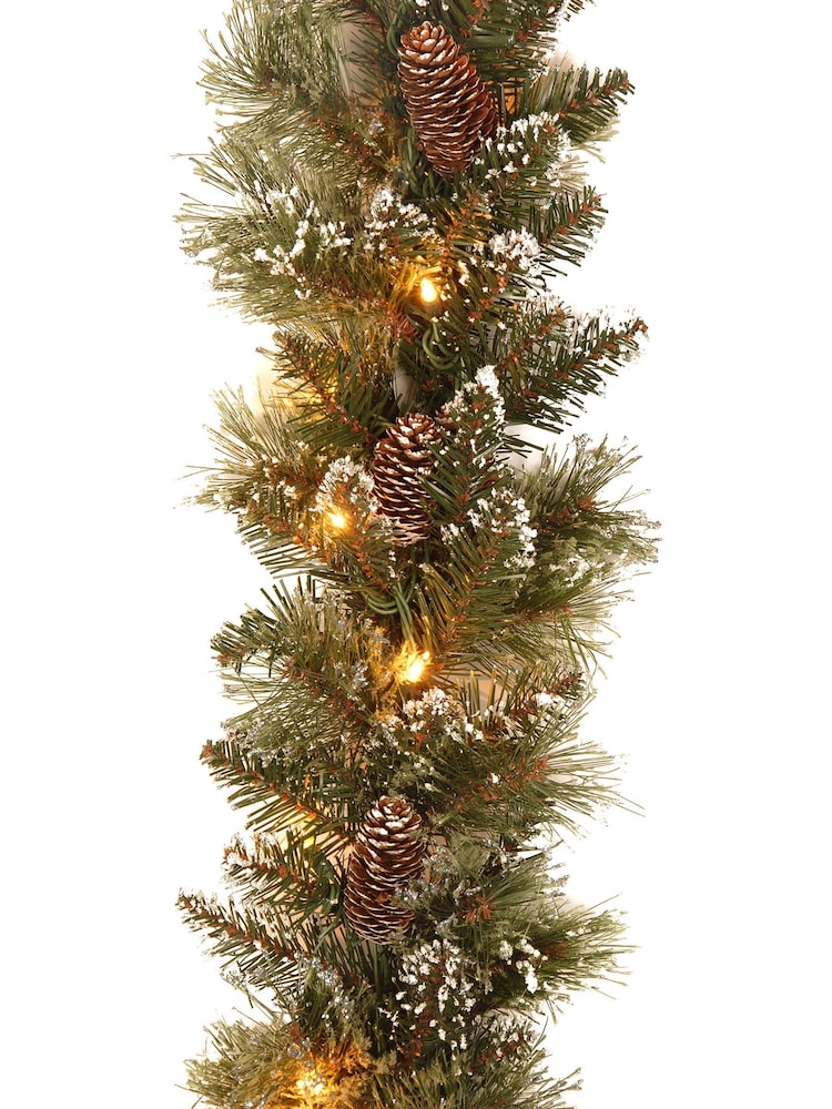 Premier Decorations Ltd 270cm Prelit Glitter Garland 50 LEDs - Image 1 of 2 Premier Decorations Ltd 270cm Prelit Glitter Garland 50 LEDs - Image 1 of 2
