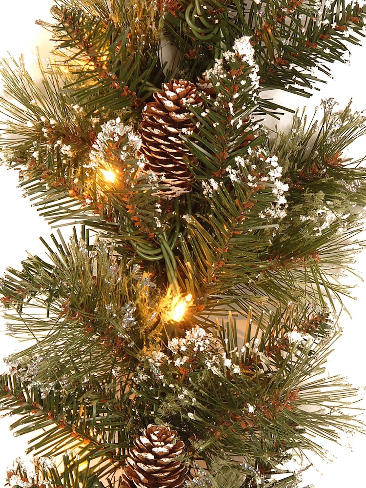 Premier Decorations Ltd 270cm Prelit Glitter Garland 50 LEDs - Image 2 of 2 Premier Decorations Ltd 270cm Prelit Glitter Garland 50 LEDs - Image 2 of 2