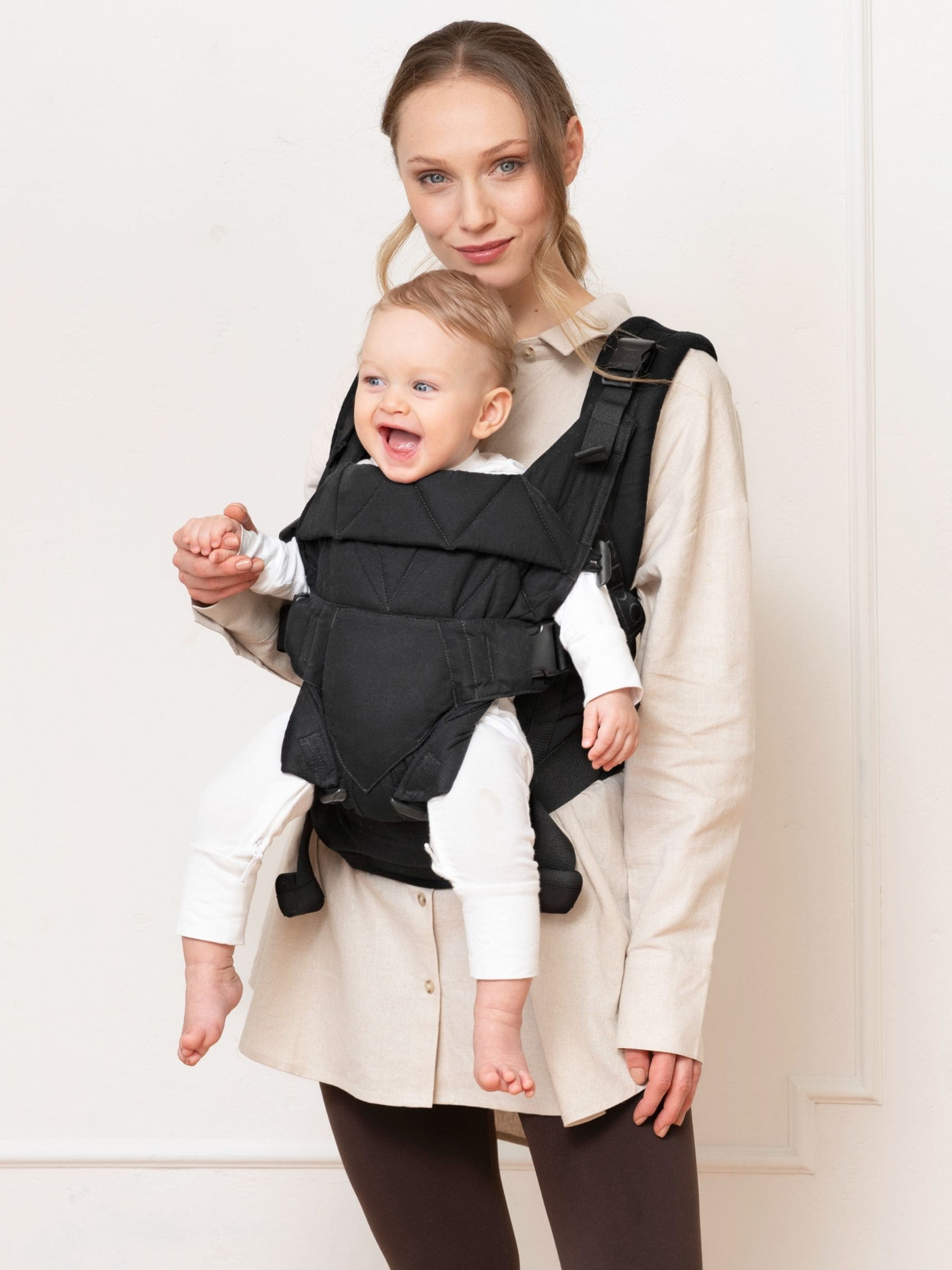 シロユです Baby Compact Carrier ブラック Buy Seraphine Black CARIPOD Baby Carrier in Cotton Canvas from