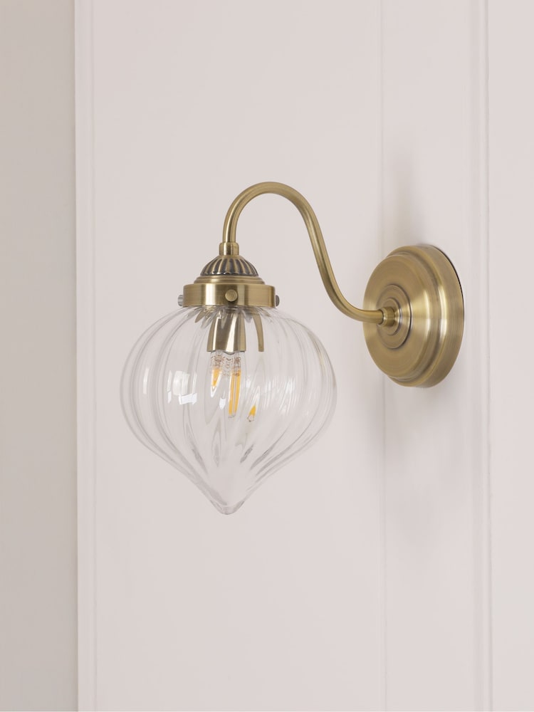 Laura Ashley Antique Brass Whitham Wall Light - Image 2 of 5 Laura Ashley Antique Brass Whitham Wall Light - Image 2 of 5