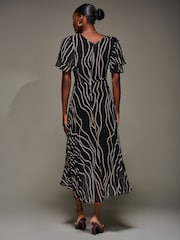 Jolie Moi Black Angel Sleeve Pleated Chiffon Midaxi Dress - Image 5 of 6
