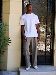 MAUVAIS Natural Como Relaxed Fit Pleated Tailored Trousers - Image 2 of 6