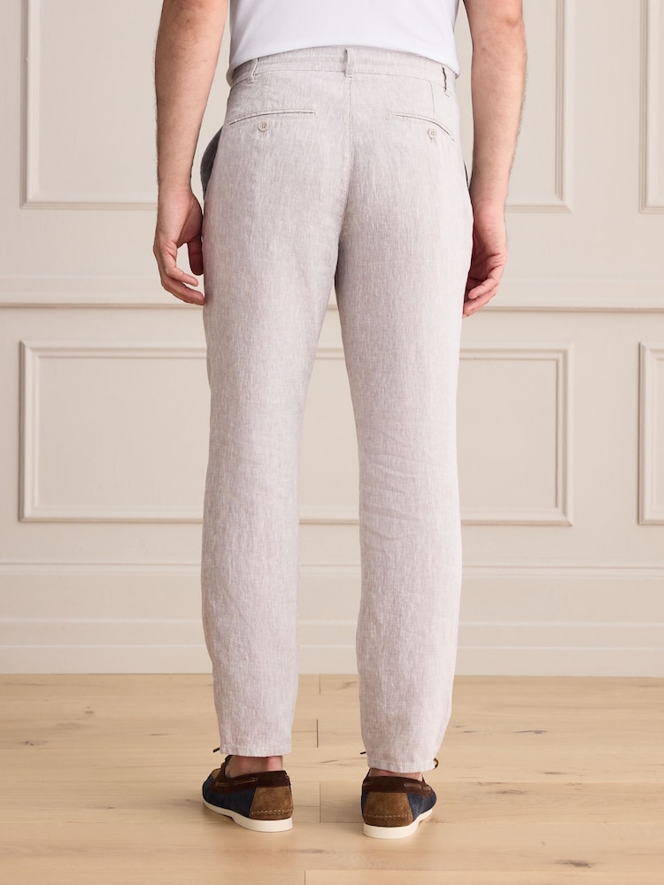 淡灰色 - 標準款錐形剪裁 - Signature 100% Linen Pleated Chino Trousers - 圖片 2/10