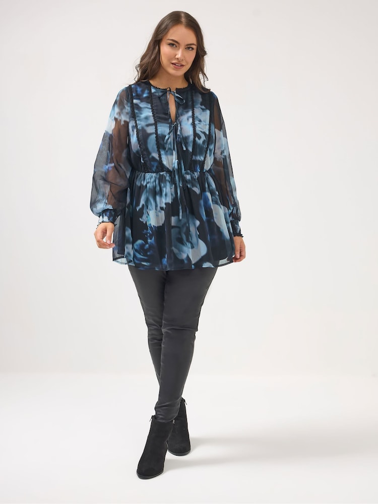 Negro cromado - Yours Curve Crochet Tape Tie Front Blouse - Imagen 2 de 5