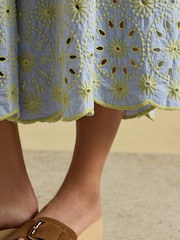 Joules Blue Broderie Cropped Wide Leg Trouser - Image 5 of 7