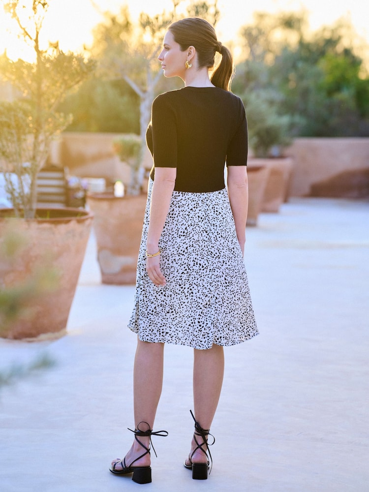 Seraphine म्याटरनिटी र नर्सिङ निट टप ड्रेस - 5मध्ये 5 तस्बिर