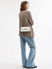 COACH White Jet Shoulder Bag - Image 8 of 9