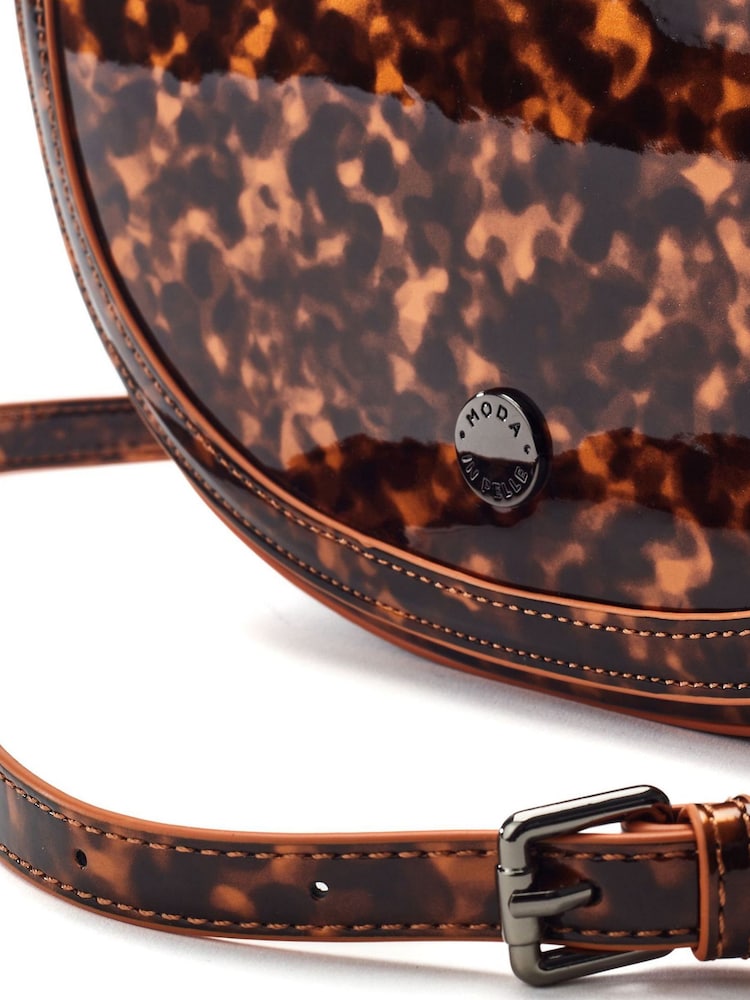 Moda in Pelle Brown Fillipa Half Moon Flap Cross-Body Bag - Image 4 of 4 Moda in Pelle Brown Fillipa Half Moon Flap Cross-Body Bag - Image 4 of 4