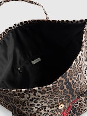 River Island Leopard Print Roll Top Holdall Bag - Imagen 5 de 5