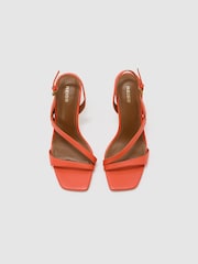Koralli - Reiss Cindy nahkaiset ristiremmikorkoiset sandaalit - Kuva 2 / 4