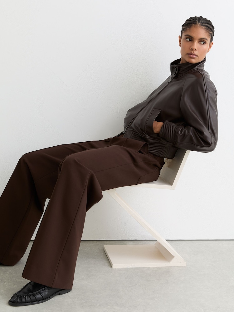 Reiss Chocolate Brown Robyn Petite Wide-Leg Elasticated-Waist Trousers - Image 1 of 7 Reiss Chocolate Brown Robyn Petite Wide-Leg Elasticated-Waist Trousers - Image 1 of 7