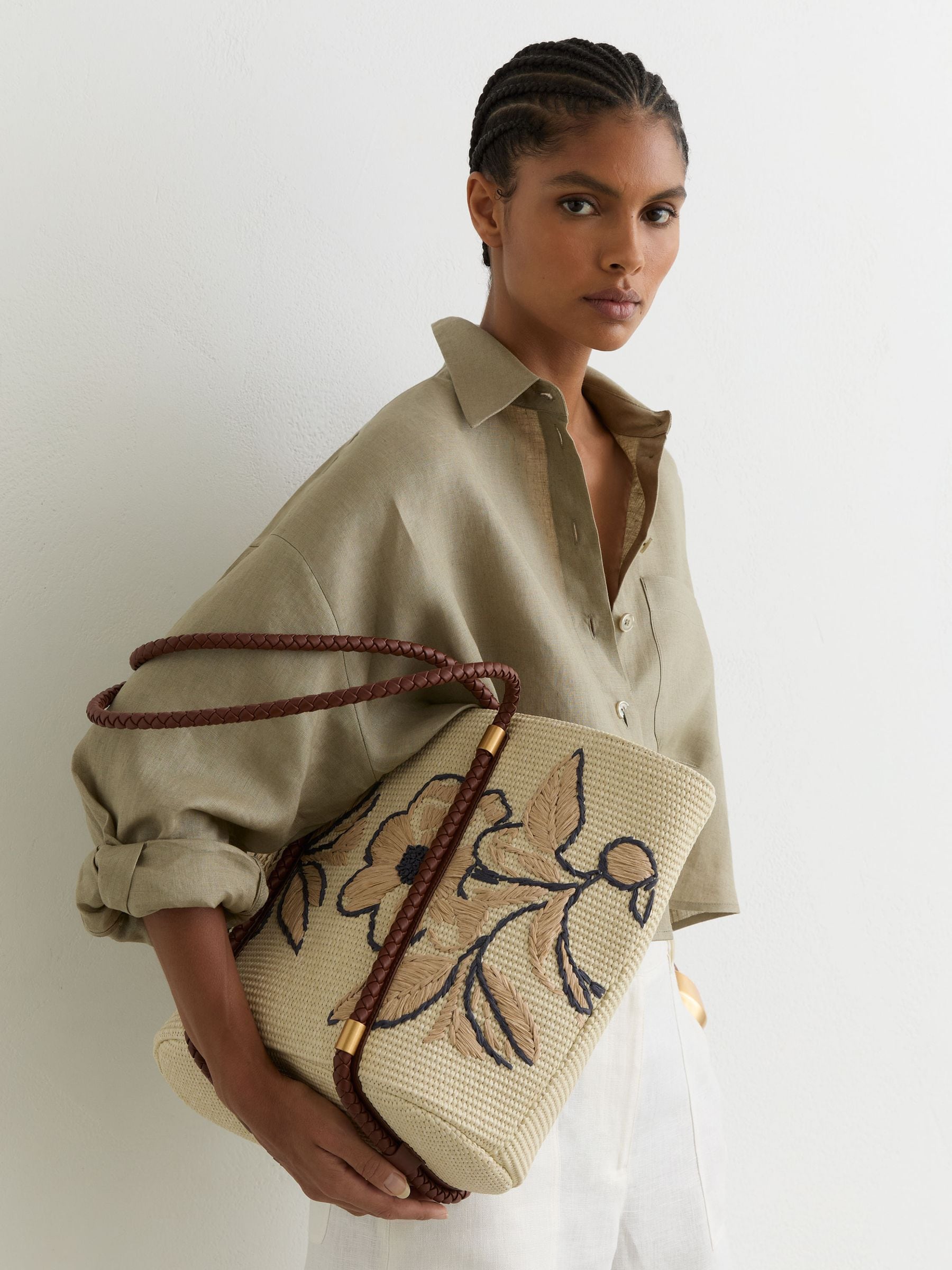 Comprar Bolsa tote bordada com efeito ráfia Reiss Rae from Next Brazil
