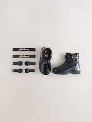 Botas Chelsea negras de charol con múltiples correas y suela gruesa de Baker by Ted Baker. - Imagen 9 de 11