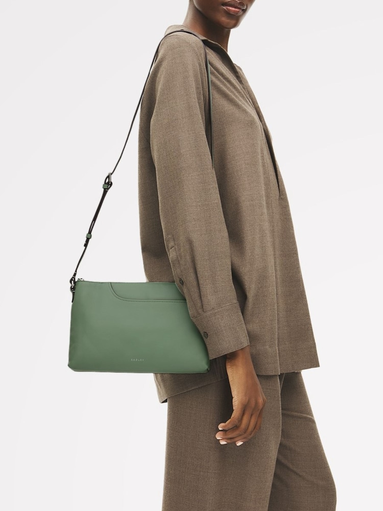 حقيبة تعلق حول الجسم متوسطة الحجم بجيوب من Radley - Image 5 of 5