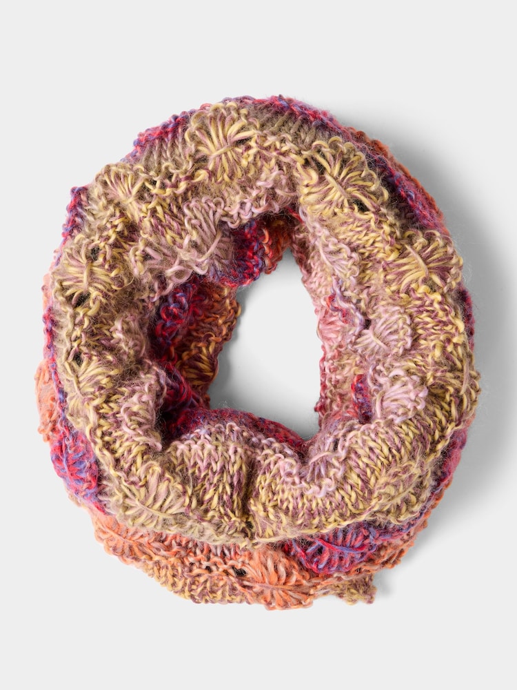 Joe Browns Pink Crochet Knitted Snood - Image 2 of 6 Joe Browns Pink Crochet Knitted Snood - Image 2 of 6