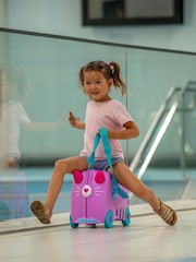 Trunki Cassie the Cat Childrens Ride-On Suitcase - Image 3 of 4